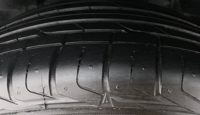 2022 Tata NEXON XZ+ 1.2, Petrol, Manual, 2,162 km, Left Front Tyre Tread