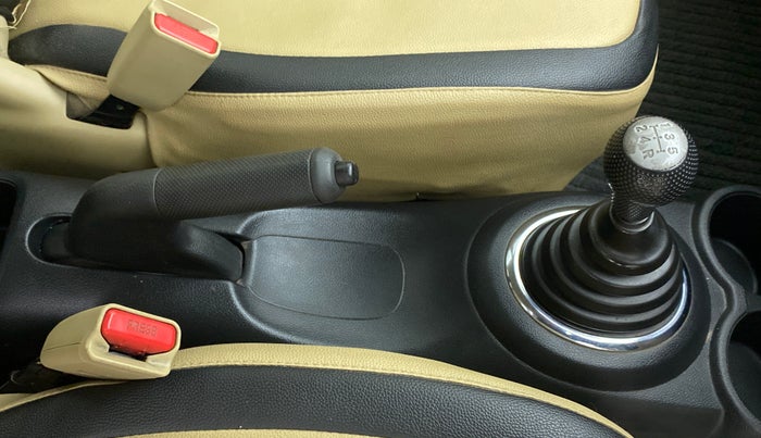 2017 Honda Amaze 1.2 S (O) MT I VTEC, Petrol, Manual, 41,189 km, Gear Lever
