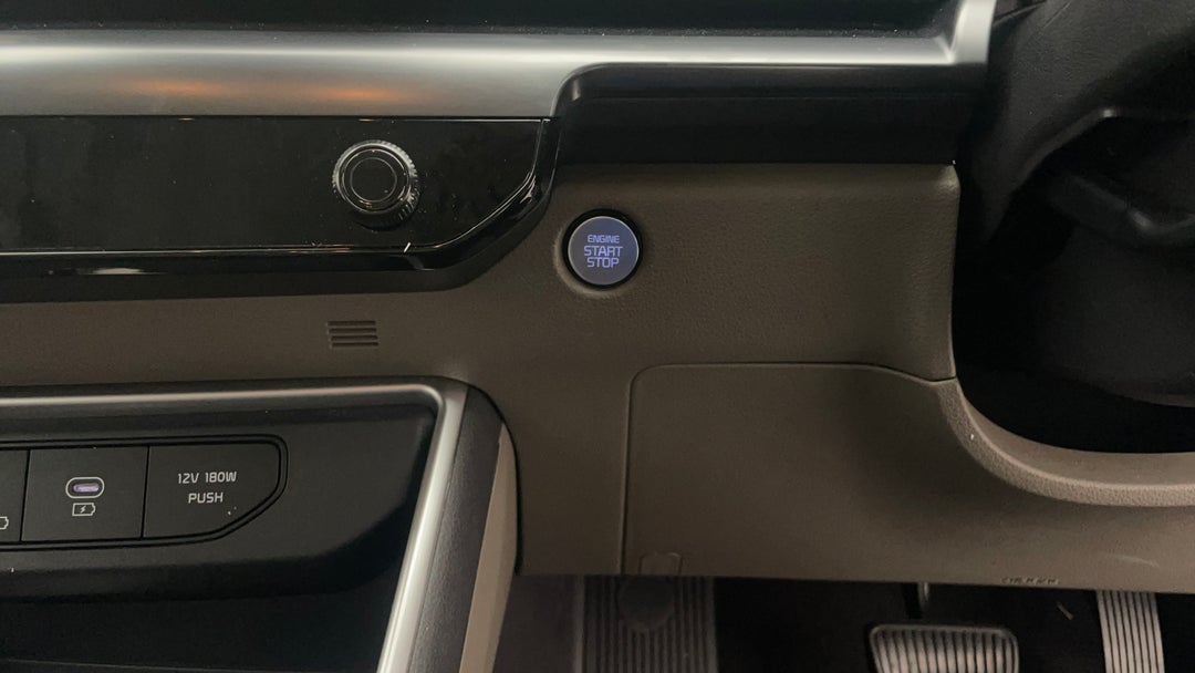 2024 Kia Carnival S, Automatic, 46354 km, Keyless / Button Start