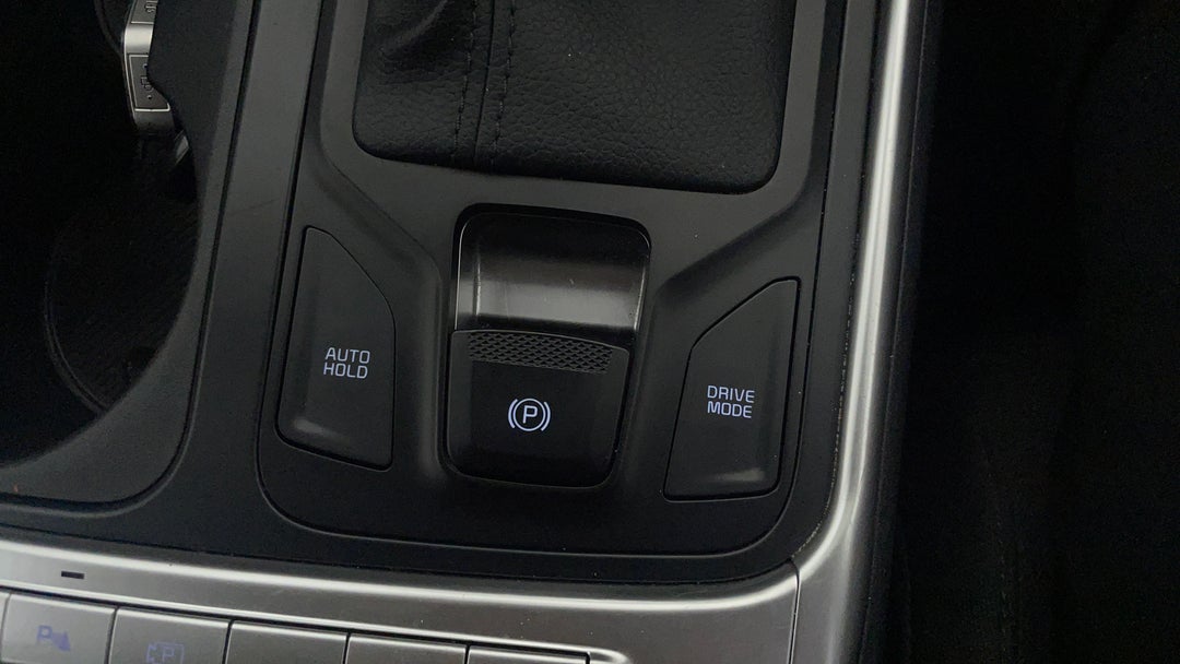 2024 Kia Carnival S, Automatic, 46354 km, Handbrake