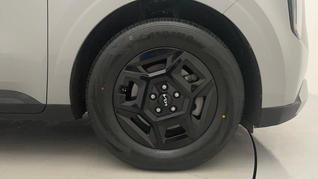2024 Kia Carnival S, Automatic, 46354 km, Right Front Wheel