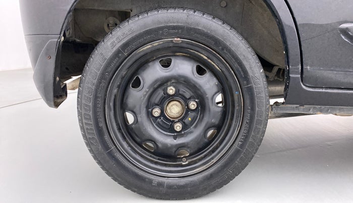 2011 Maruti Alto K10 VXI, Petrol, Manual, 72,439 km, Right Rear Wheel