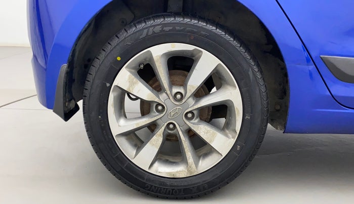 2016 Hyundai Elite i20 ASTA 1.2 (O), Petrol, Manual, 40,292 km, Right Rear Wheel