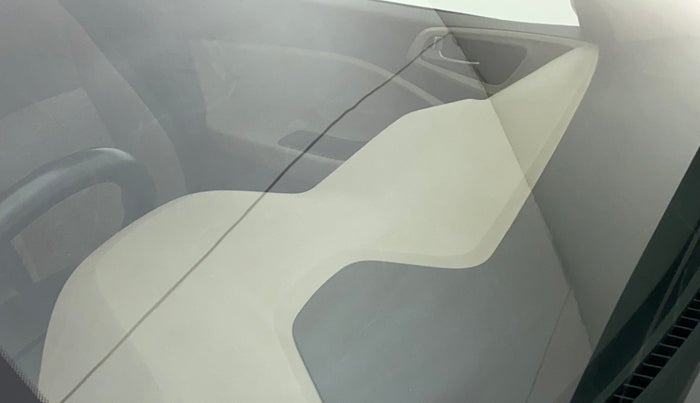 2016 Hyundai Elite i20 ASTA 1.2 (O), Petrol, Manual, 40,292 km, Front windshield - Minor spot on windshield