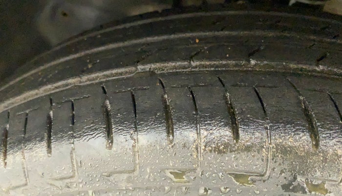 2019 Maruti IGNIS DELTA 1.2, Petrol, Manual, 67,221 km, Left Front Tyre Tread
