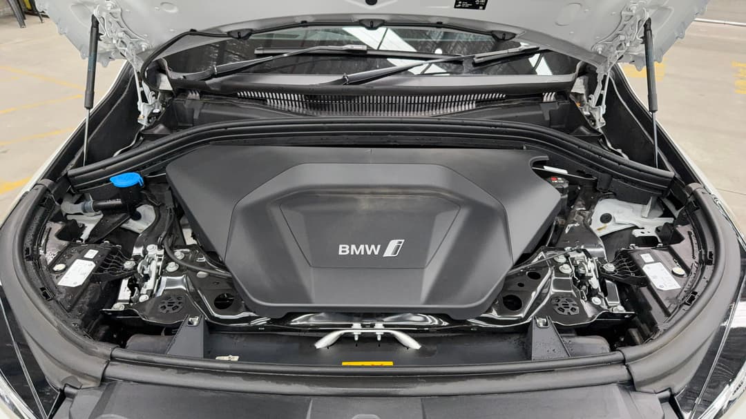 2023 BMW Ix1 xDrive30 M Sport, Automatic, 28092 km, Open Bonnet (Engine)