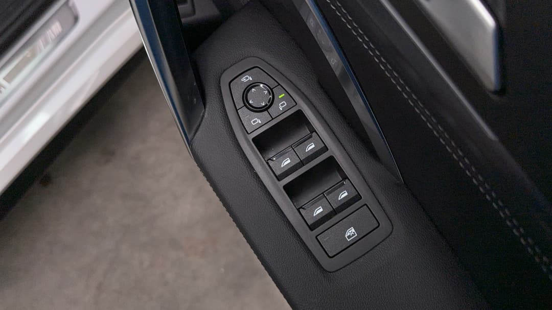 2023 BMW Ix1 xDrive30 M Sport, Automatic, 28092 km, Drivers Side Door Panel Controls