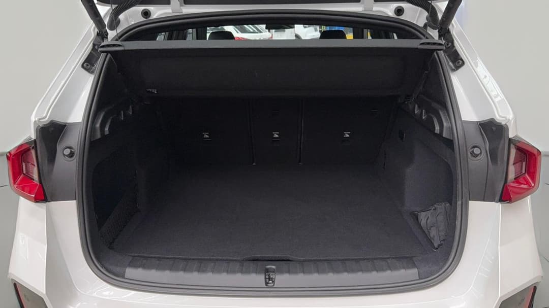 2023 BMW Ix1 xDrive30 M Sport, Automatic, 28092 km, Boot Inside View