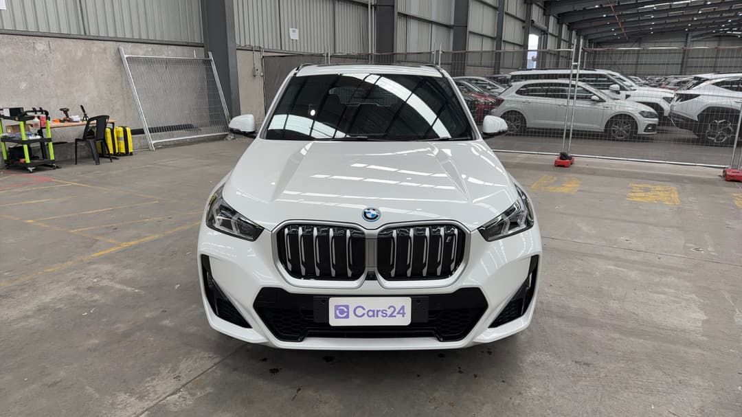 2023 BMW Ix1 xDrive30 M Sport, Automatic, 28092 km, Front View