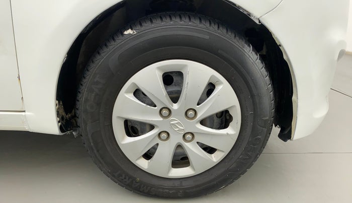 2011 Hyundai i10 MAGNA 1.2, Petrol, Manual, 33,230 km, Right Front Wheel