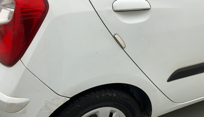 2011 Hyundai i10 MAGNA 1.2, Petrol, Manual, 33,230 km, Right quarter panel - Slightly dented