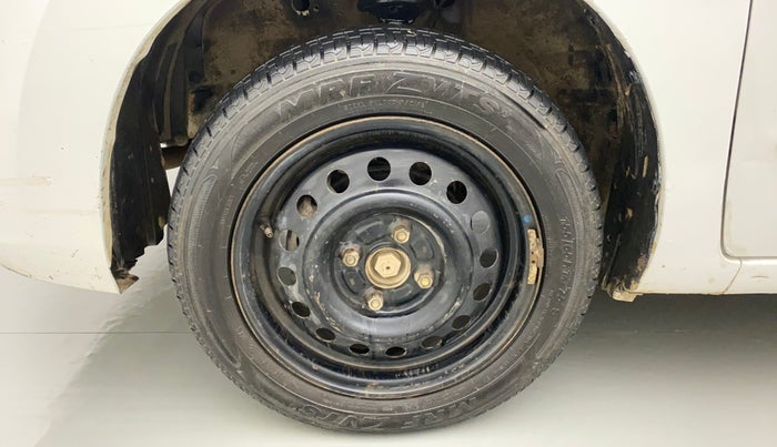 2016 Maruti Wagon R 1.0 VXI, CNG, Manual, 61,363 km, Left Front Wheel