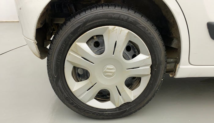 2016 Maruti Wagon R 1.0 VXI, CNG, Manual, 61,363 km, Right Rear Wheel