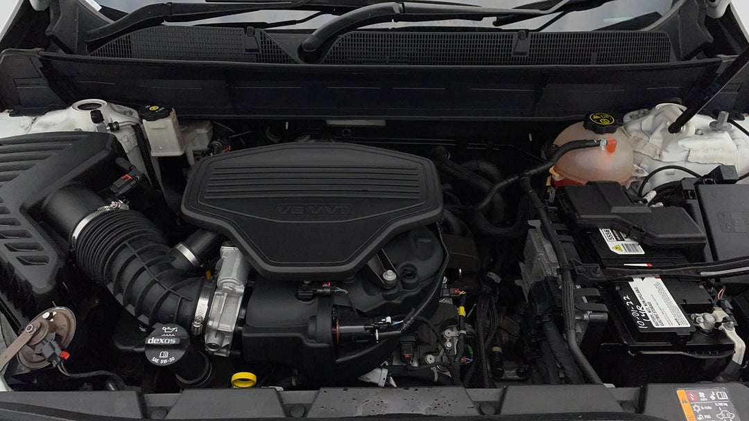 Open Bonnet (Engine)
