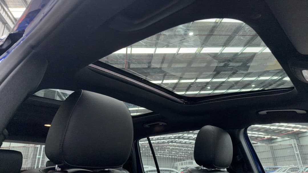 2020 Mercedes-benz Glb 200, Automatic, 49137 km, Interior Sunroof/Moonroof