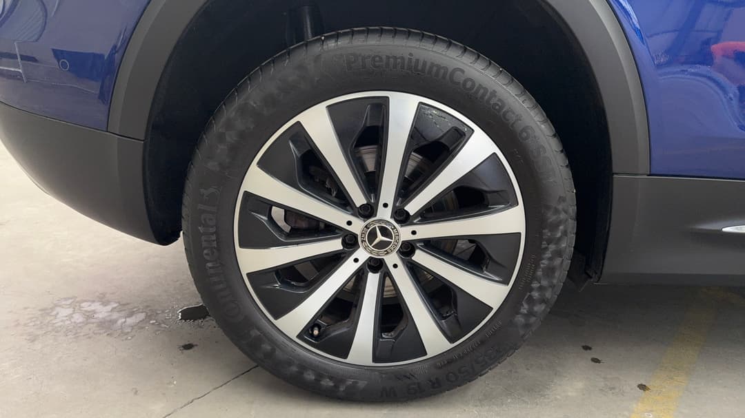 2020 Mercedes-benz Glb 200, Automatic, 49137 km, Right Rear Wheel
