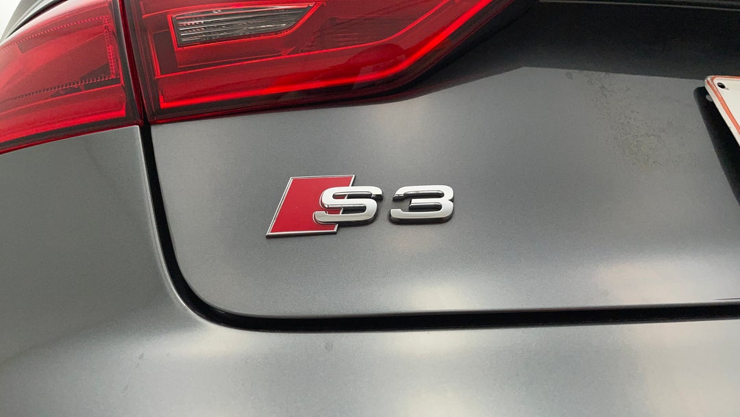 Badge (Boot Left Side)