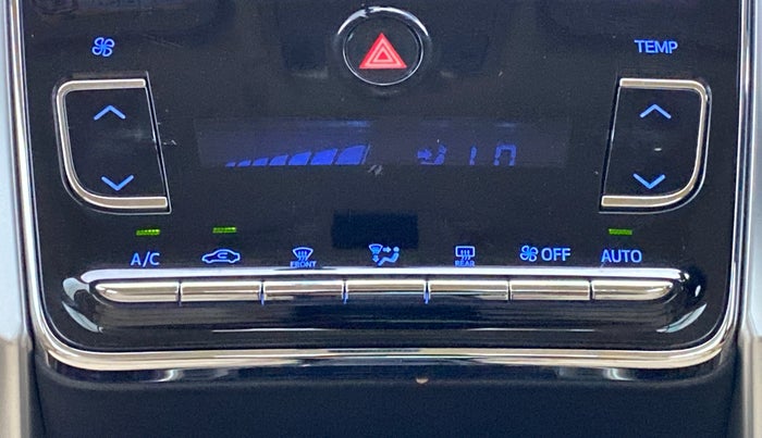 2018 Toyota YARIS V CVT, Petrol, Automatic, 23,418 km, Automatic Climate Control