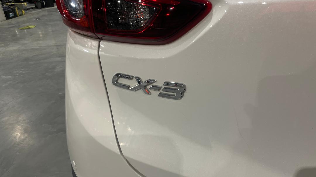 2016 Mazda CX-3 Maxx (FWD), Manual, 75667 km, Badge (Boot Left Side)