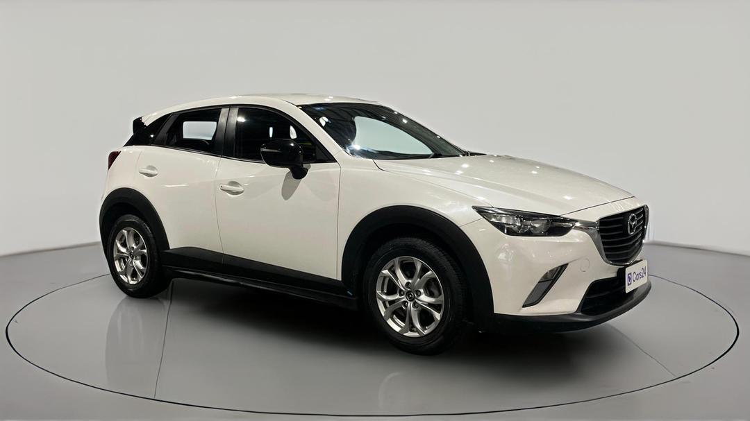 2016 Mazda CX-3 Maxx (FWD), Manual, 75667 km, Right Front Diagonal (45- Degree) View