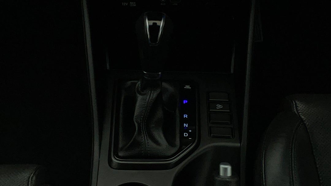 2020 Hyundai Tucson Active X (AWD), Automatic, 83070 km, Gear Lever 