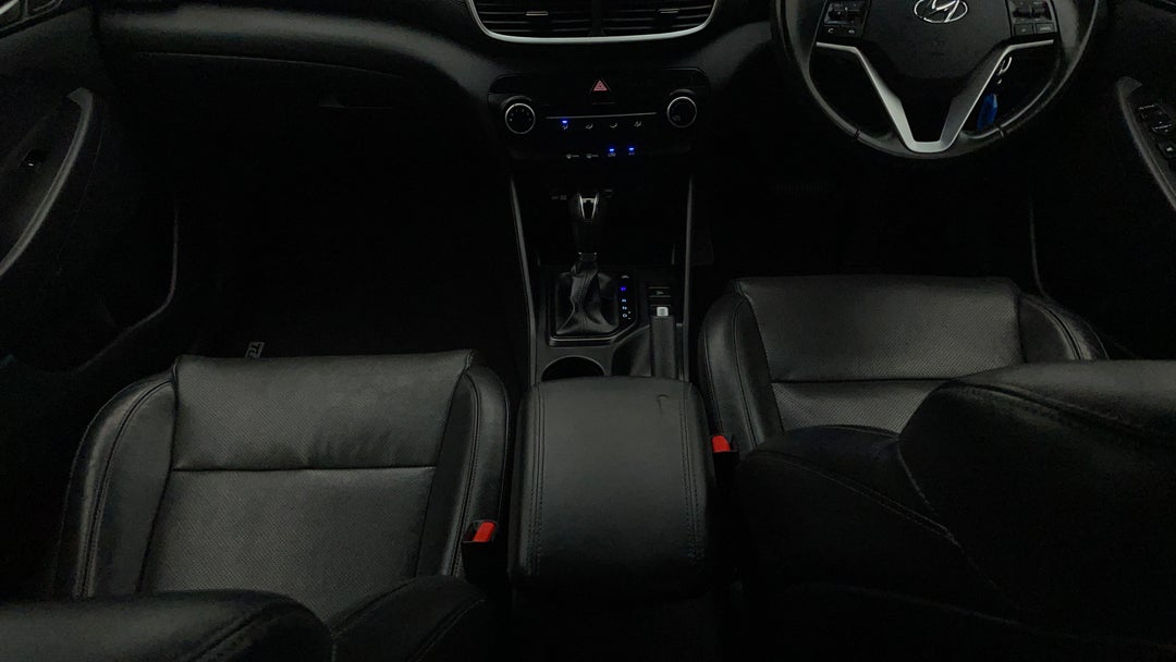 2020 Hyundai Tucson Active X (AWD), Automatic, 83070 km, Center Console