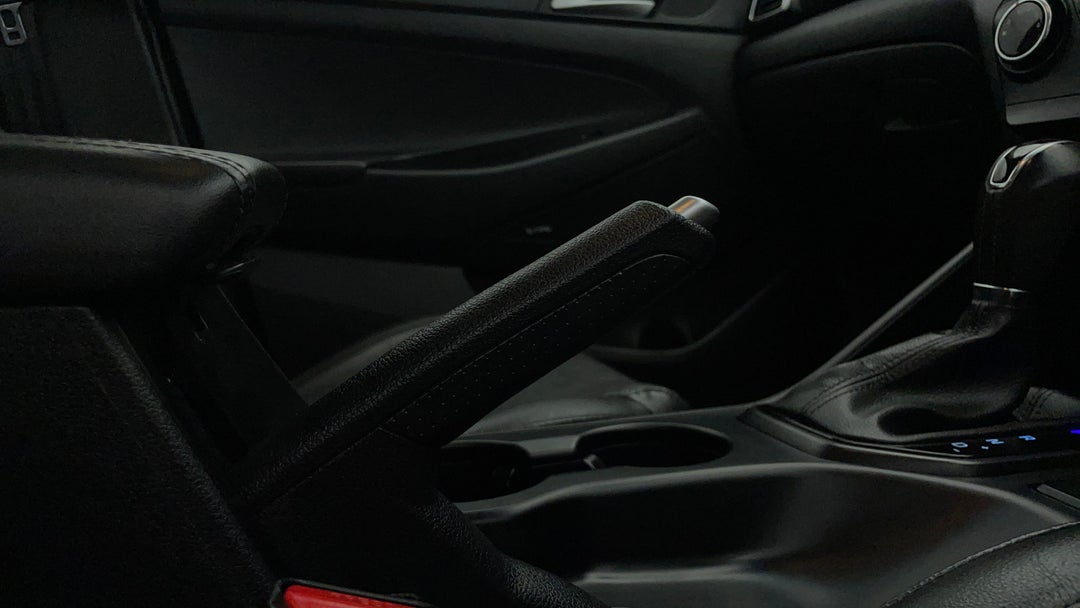 2020 Hyundai Tucson Active X (AWD), Automatic, 83070 km, Handbrake