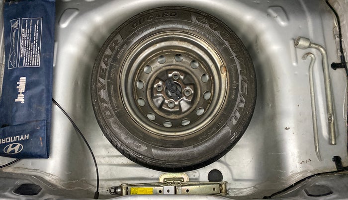2012 Hyundai Eon ERA +, Petrol, Manual, 60,618 km, Spare Tyre