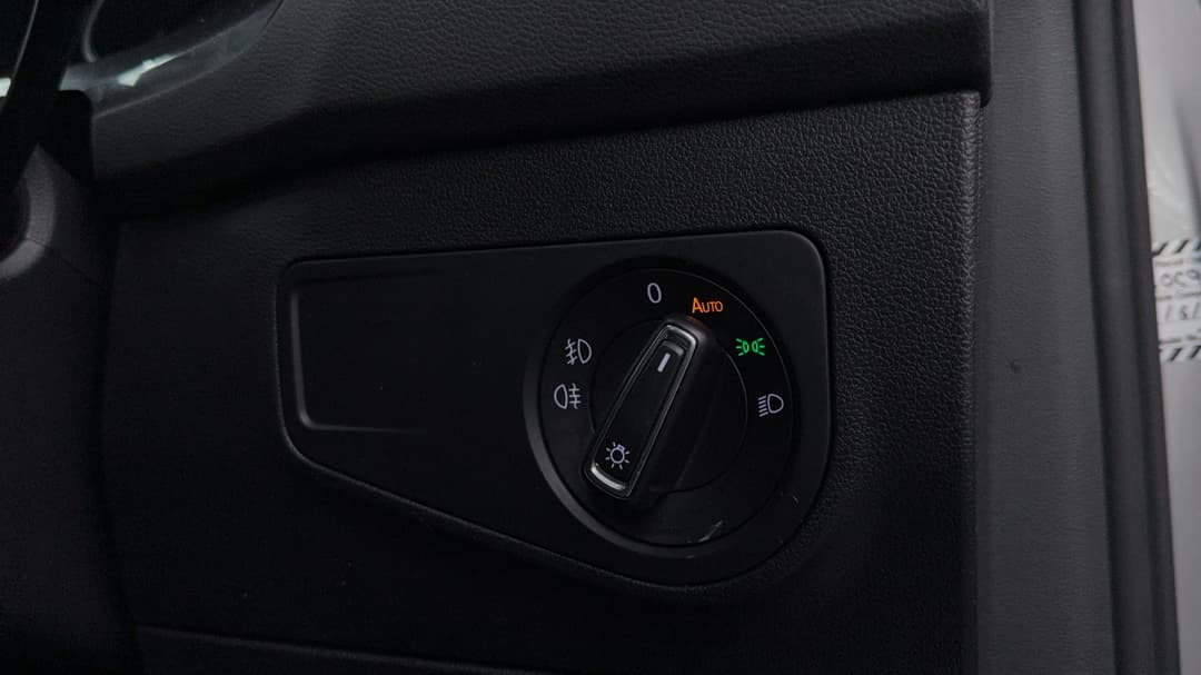 2017 Volkswagen Tiguan 162 Tsi Highline, Automatic, 74722 km, Utility Switches/Buttons
