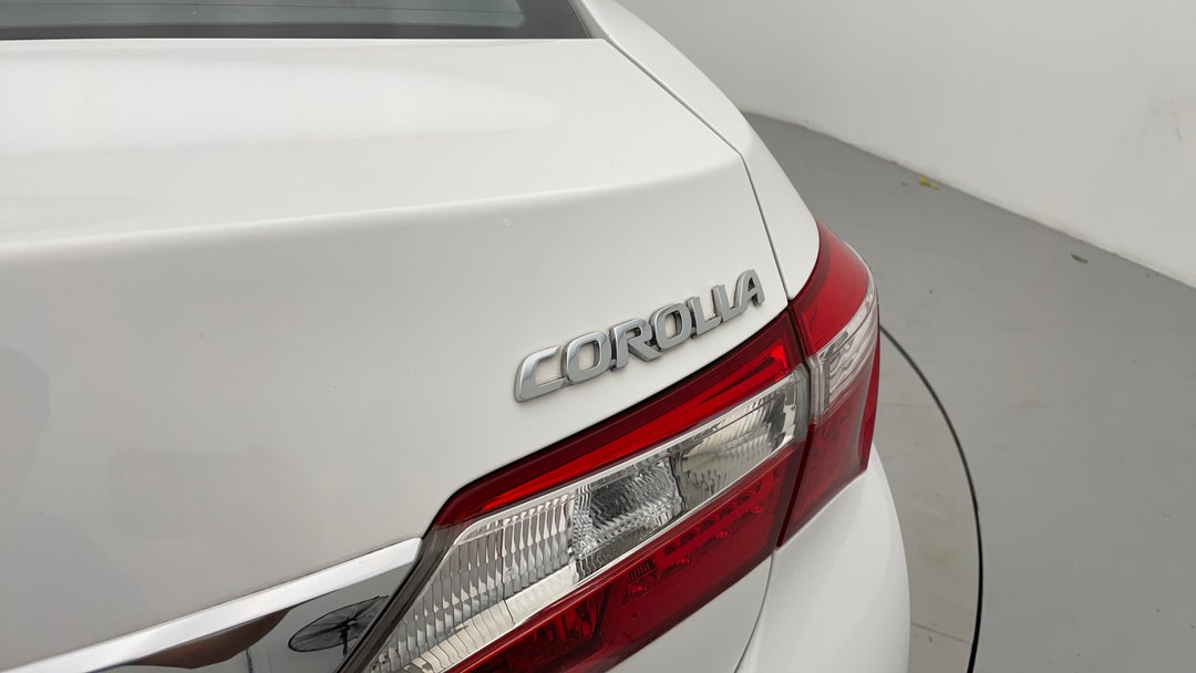 Badge (Boot Right Side)