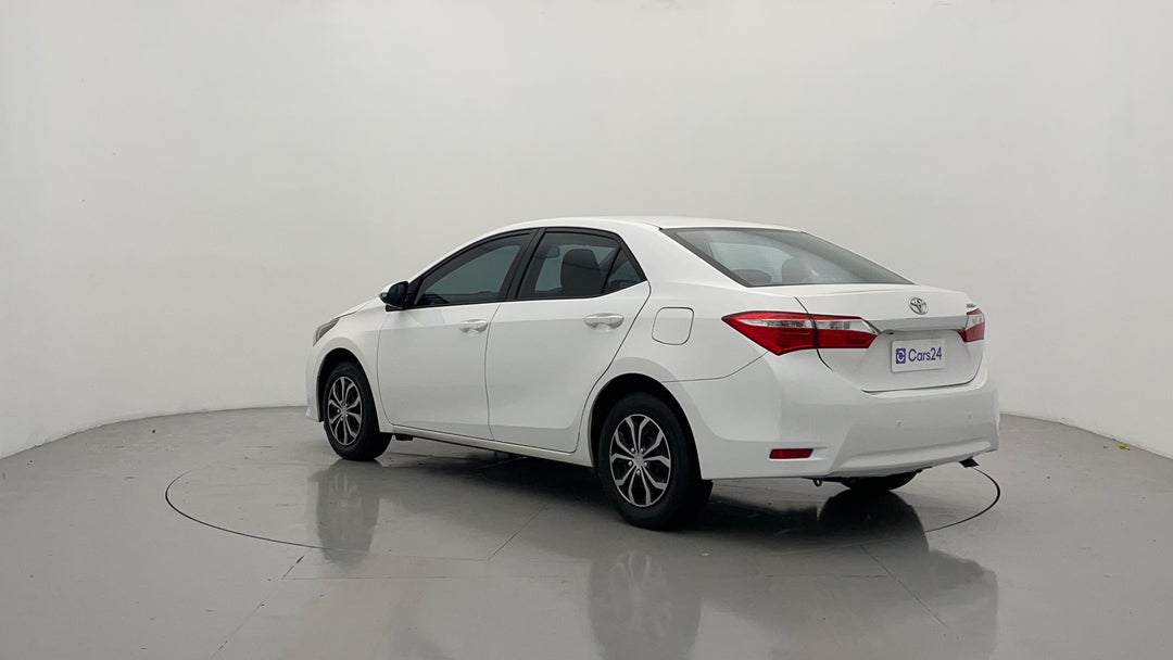 Left Back Diagonal (45- Degree) View