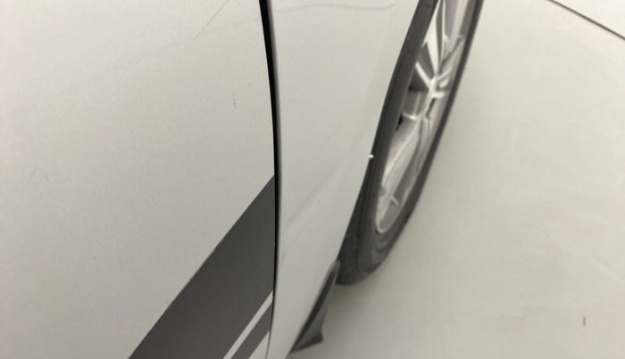 2018 Hyundai Verna 1.6 CRDI SX + AT, Diesel, Automatic, 58,824 km, Right fender - Slightly dented