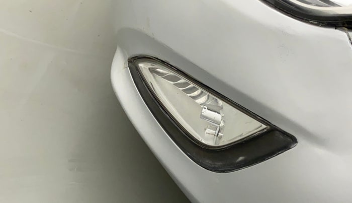 2012 Hyundai i20 SPORTZ 1.4 CRDI, Diesel, Manual, 1,21,540 km, Left fog light - Not working