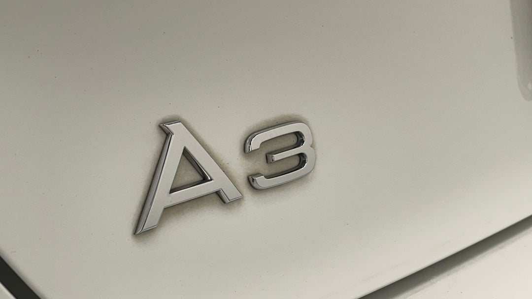 Badge (Boot Left Side)