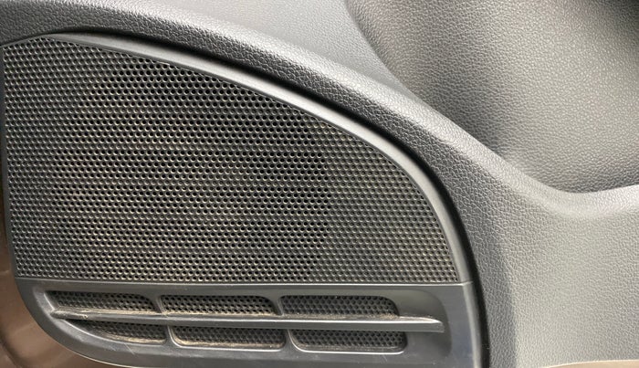 2016 Volkswagen Ameo TRENDLINE 1.2, Petrol, Manual, 28,444 km, Speaker