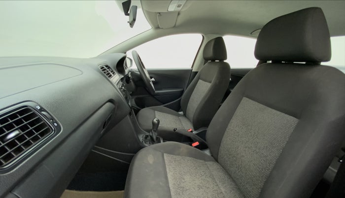 2016 Volkswagen Ameo TRENDLINE 1.2, Petrol, Manual, 28,444 km, Right Side Front Door Cabin