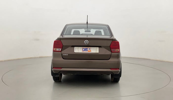 2016 Volkswagen Ameo TRENDLINE 1.2, Petrol, Manual, 28,444 km, Back/Rear