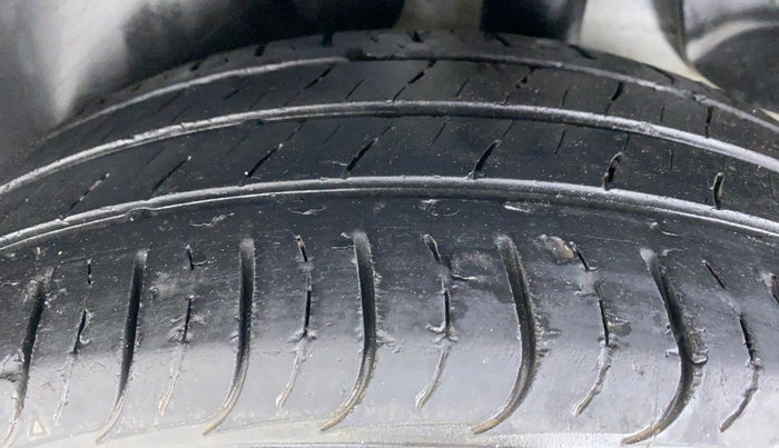 2018 Hyundai Creta 1.6 E + VTVT, Petrol, Manual, 35,913 km, Left Rear Tyre Tread