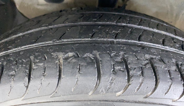2018 Hyundai Creta 1.6 E + VTVT, Petrol, Manual, 35,913 km, Left Front Tyre Tread
