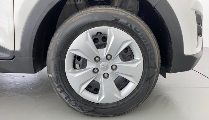 2018 Hyundai Creta 1.6 E + VTVT, Petrol, Manual, 35,913 km, Right Front Wheel