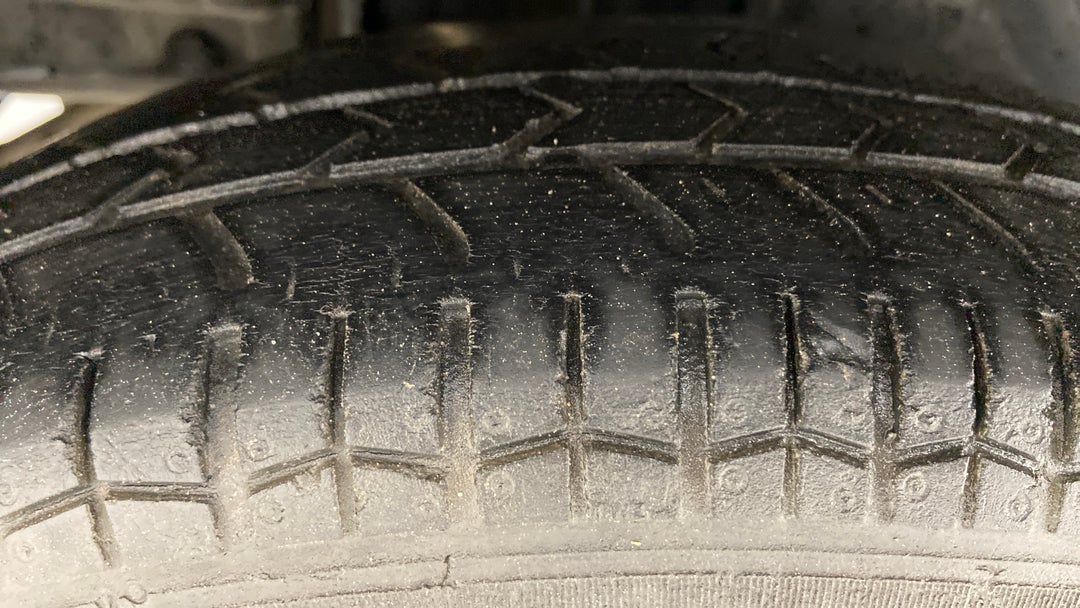Right Rear Tyre Tread