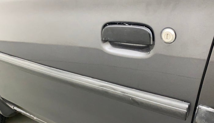 2018 Maruti Alto K10 VXI, Petrol, Manual, 42,564 km, Front passenger door - Slightly dented