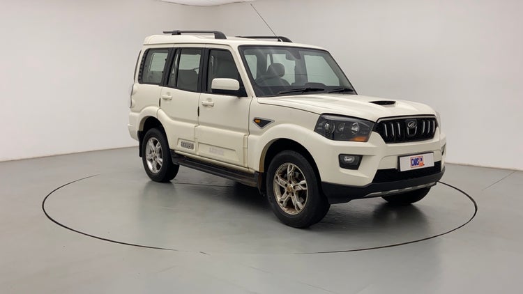 Buy Used 2015 Mahindra Scorpio S10 MANUAL in Mumbai - CARS24