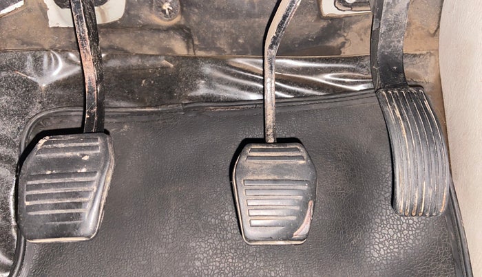 2015 Mahindra Scorpio S10, Diesel, Manual, 59,452 km, Pedals