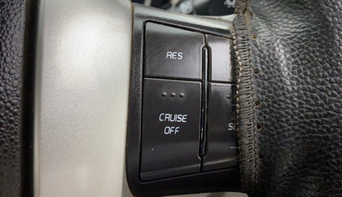 2015 Mahindra Scorpio S10, Diesel, Manual, 59,452 km, Adaptive Cruise Control
