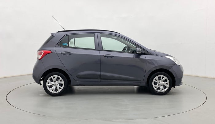 2017 Hyundai Grand i10 SPORTZ 1.2 KAPPA VTVT, Petrol, Manual, 82,163 km, Right Side View