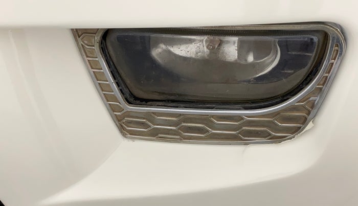 2016 Mahindra Scorpio S2, Diesel, Manual, 1,19,633 km, Left fog light - Not working