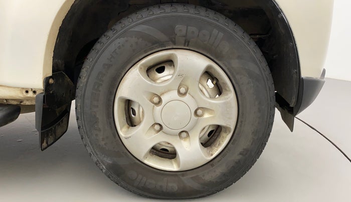 2016 Mahindra Scorpio S2, Diesel, Manual, 1,19,633 km, Right Front Wheel
