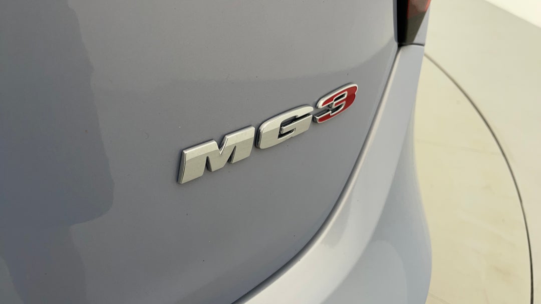 Badge (Boot Right Side)