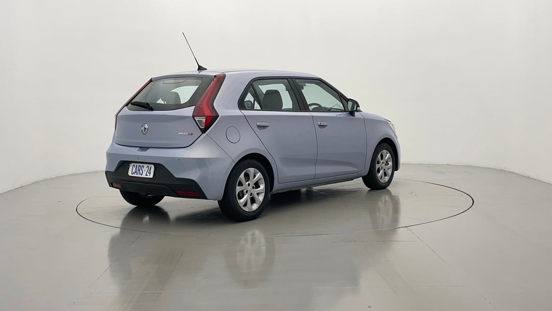 Right Back Diagonal (45- Degree) View